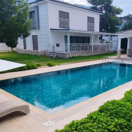 Coast B Goeynuek Canyon With Pool And Sea View Kemer