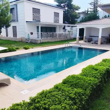 Coast B Goeynuek Canyon With Pool And Sea View Kemer