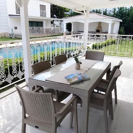 Coast B Goeynuek Canyon With Pool And Sea View Kemer